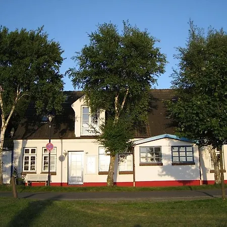 4 Apartment